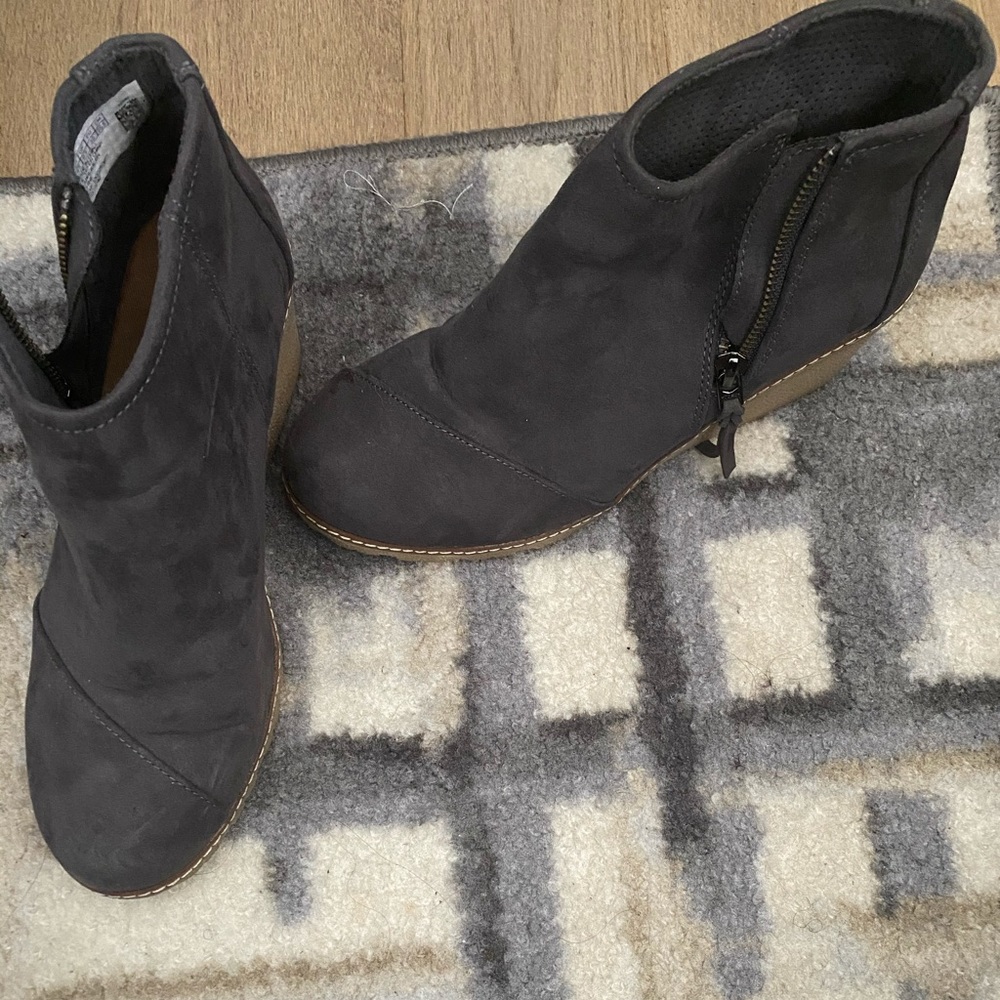 Wedges (Toms)